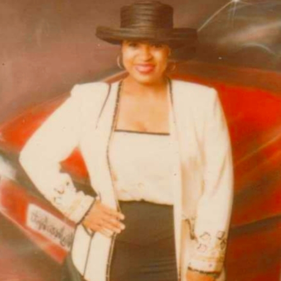 Please Like for Live Show Notification! - Picture 8 of 15